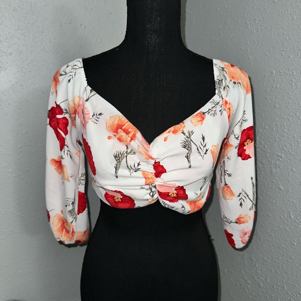 Floral Twist-Front Crop Top in White with Red & Peach Blooms